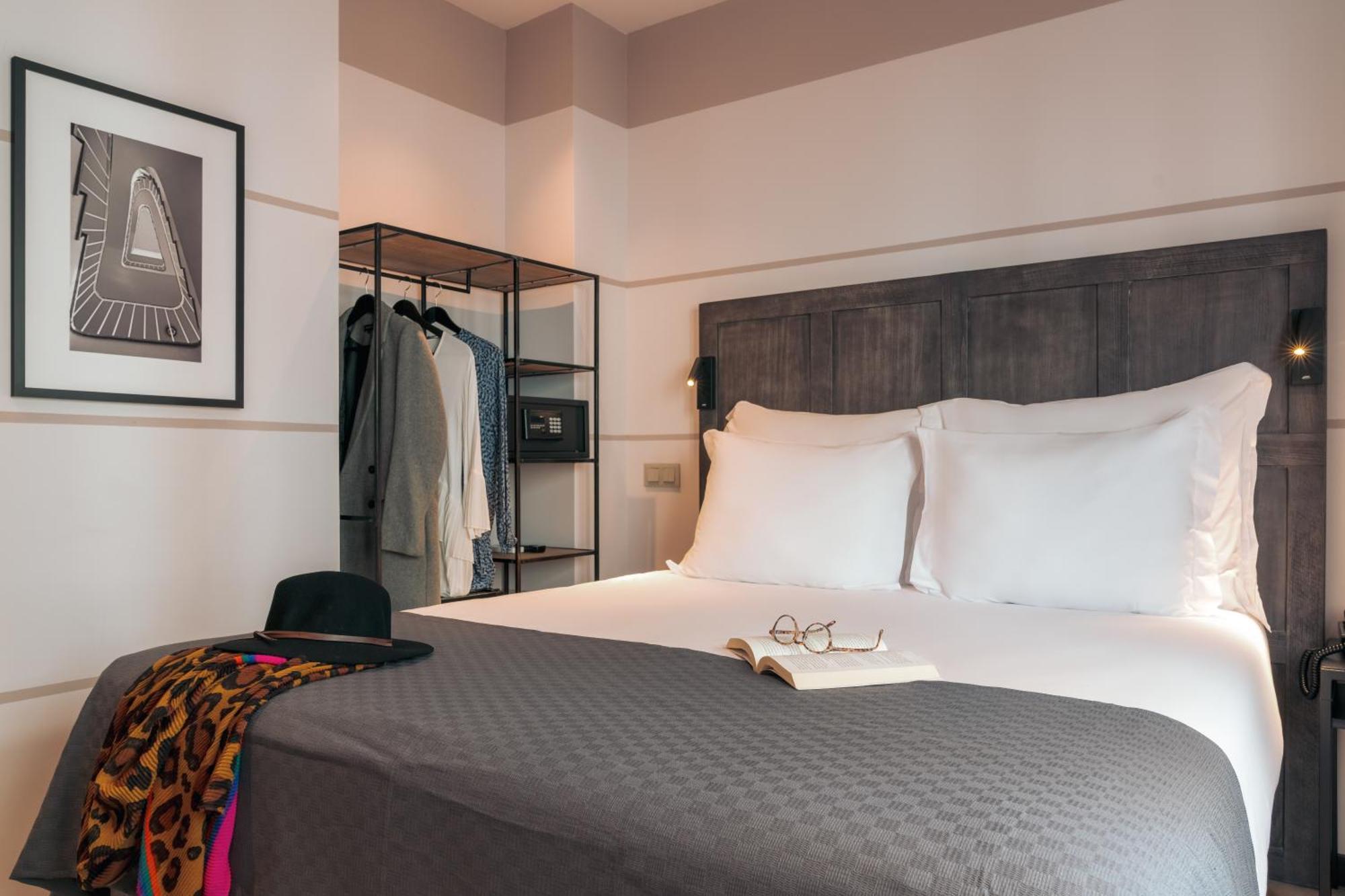 Hotel Pestana Vintage Center 4*