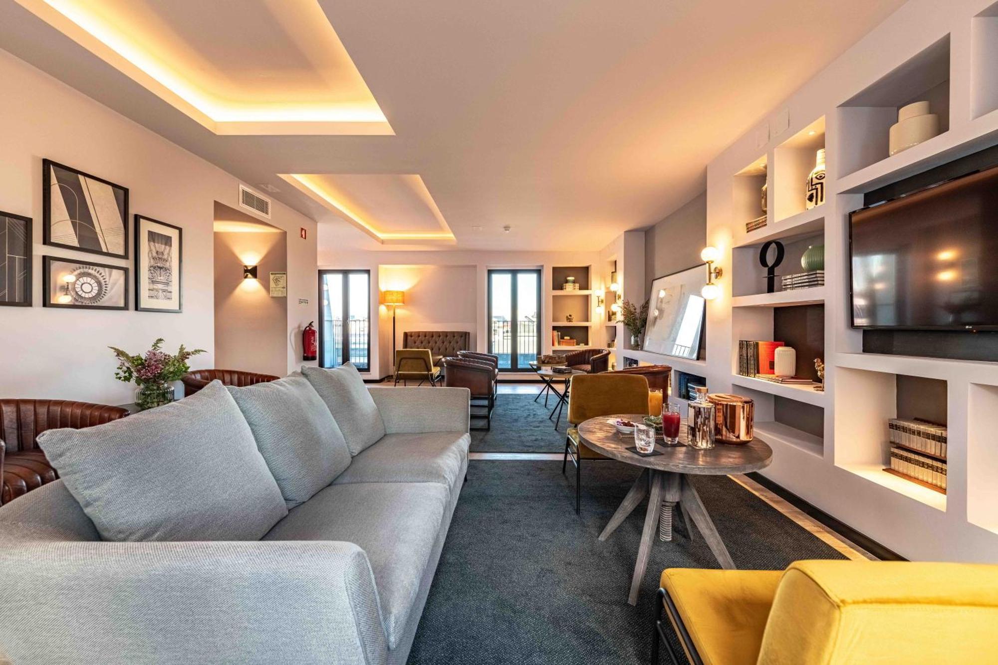 Pestana Vintage Center Hotel