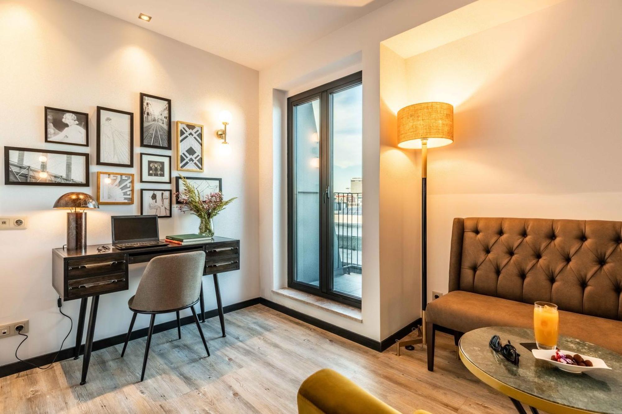 Pestana Vintage Center Hotel 4*