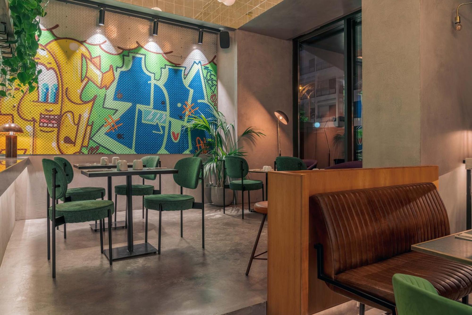 Pestana Vintage Center Hotel